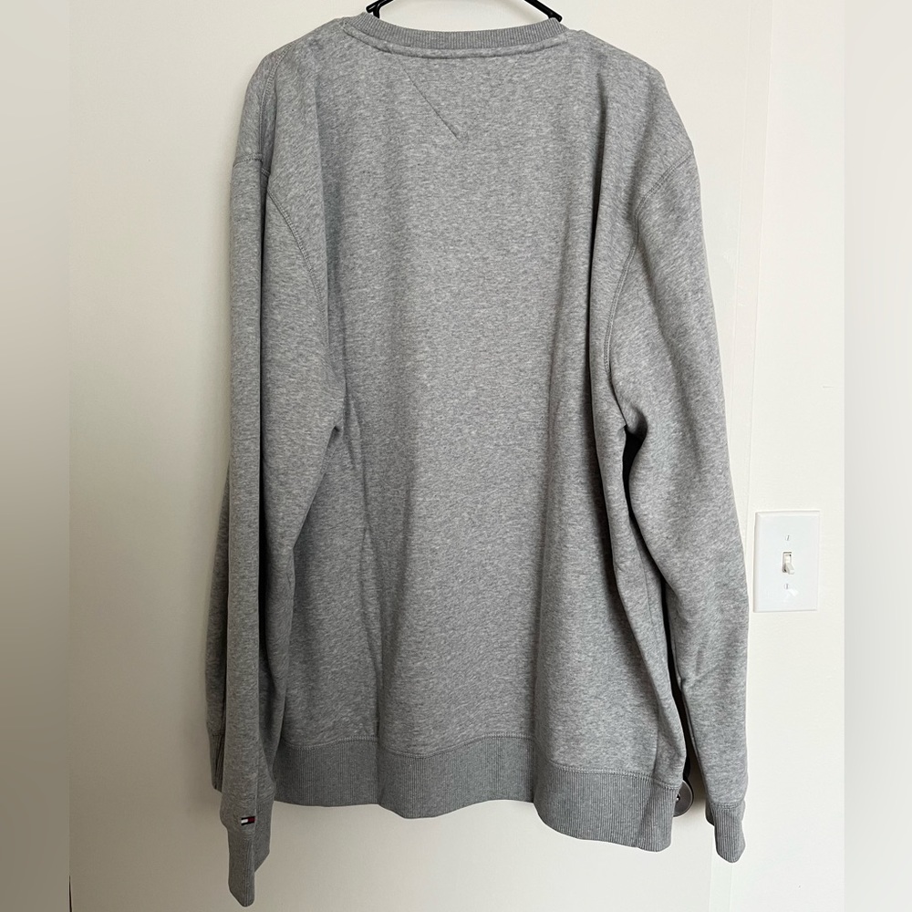 Tommy Hilfiger Fleece Crewneck Sweatshirt - Picture 6 of 6